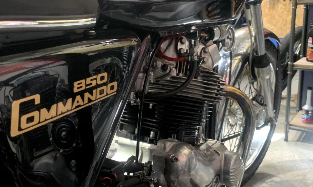 Norton Commando 850