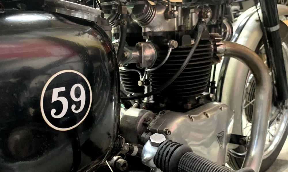 Triumph 6T